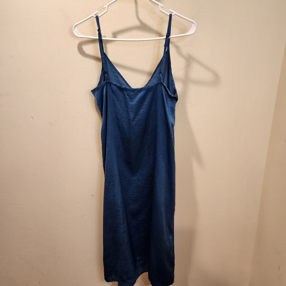 Urban Renewal Green Satin Recycled Cotton Night Gown size S/P - Picture 3 of 13